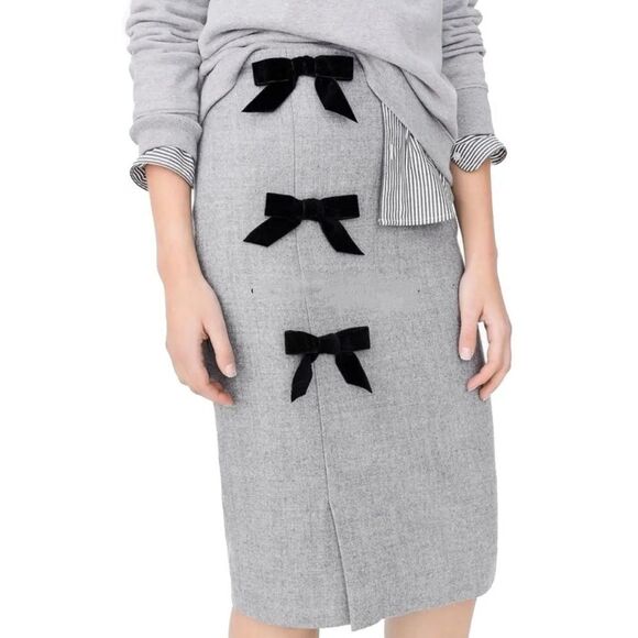 Jcrew Nwot grey Double Serge 💯 Wool Pencil Skirt with velvet bows size 2 - Picture 4 of 12